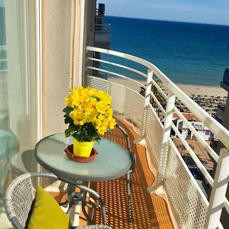Beach, Parking, Wifi For 5 People!! Apartment Fuengirola